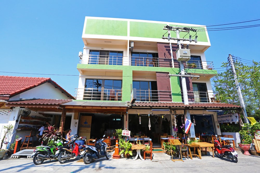 baankamala's tweet photo. See us at https://t.co/B8yItNGiF1  #Phuket #phukethotel #phukethostel #kamala #kamalahotels #kamalabeach https://t.co/wtNAoeKOUY