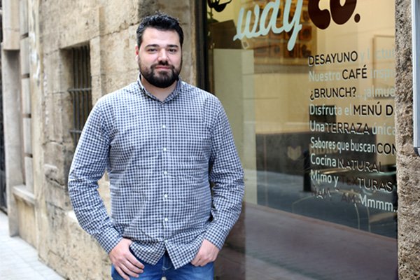 waycoideas's tweet image. Este mes en #GenteCO, nuestro coworker destacado es @adrian_depedro  Puedes leer su entrevista aquí: pos.li/CgG5