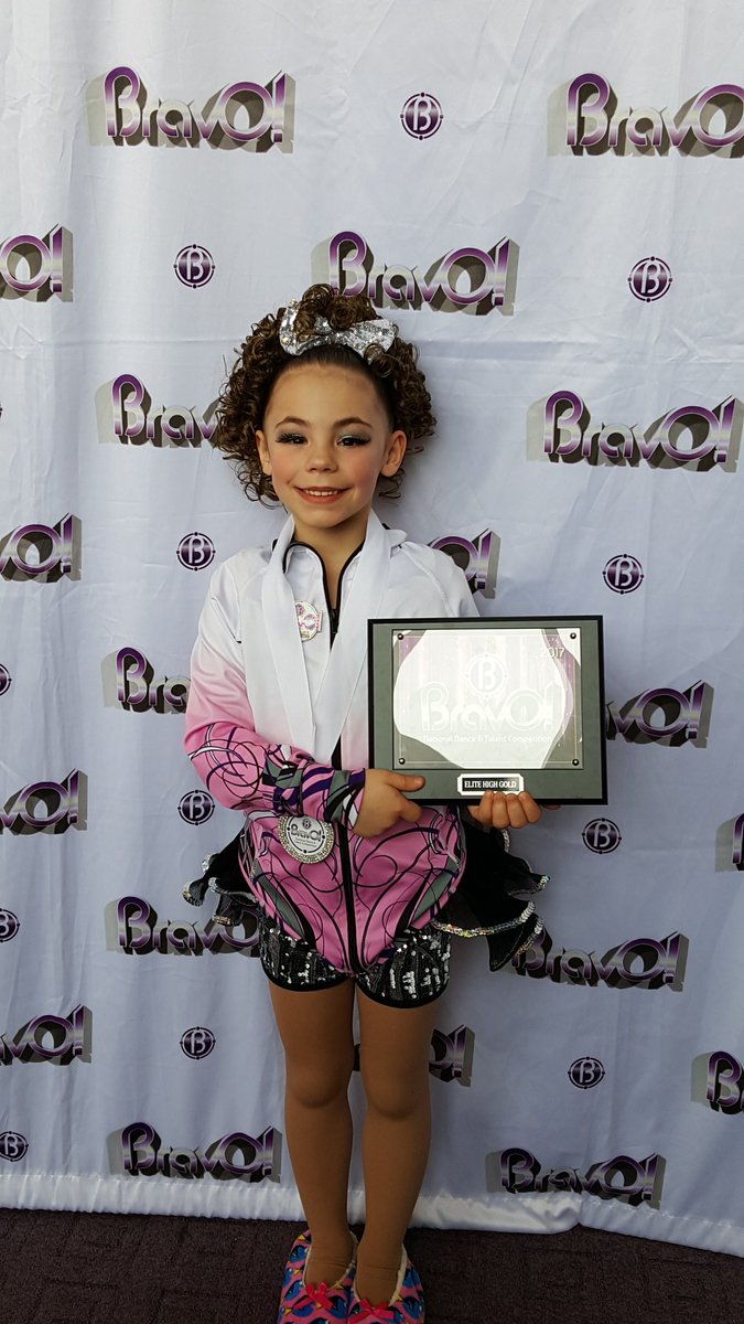 melodykayyy's tweet photo. My babe competed in her very first competition this weekend!! So proud!! #dancemom @BravoDanceComp #bravodancecomp https://t.co/qoOoBVxP6R