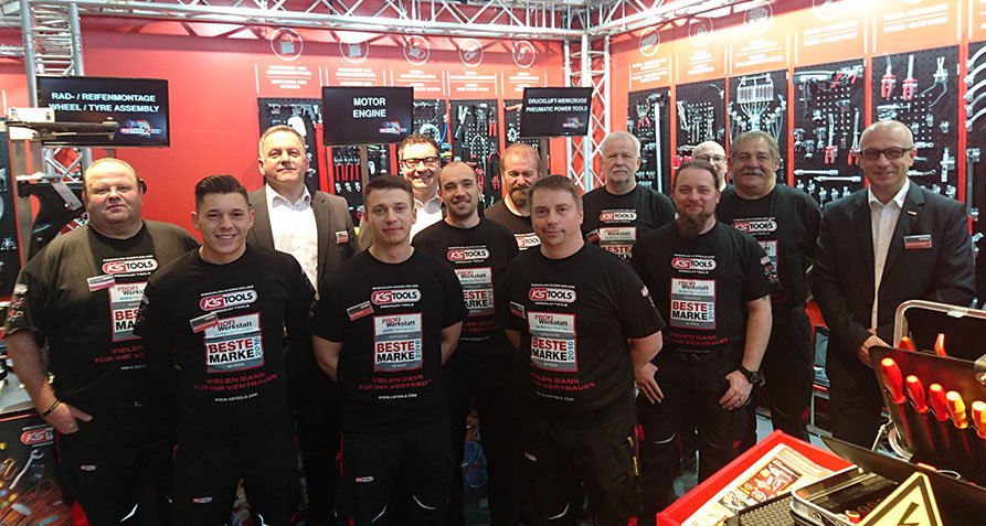 Glückliche Gesichter unseres Teams auf der Stahlgruber Leistungsschau.
Happy faces of our team at the last Stahlgruber trade fair.
#kstools