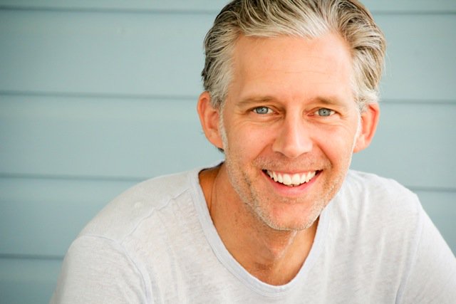 LiveYesAnd's tweet photo. TRAVIS THOMAS: SPEAKER, TRAINER, IMPROVISATION. #liveyesand Book Travis for your next event! https://t.co/zvB4abosQ3 https://t.co/rWlefSAOFP https://t.co/S7a9lFXhgL