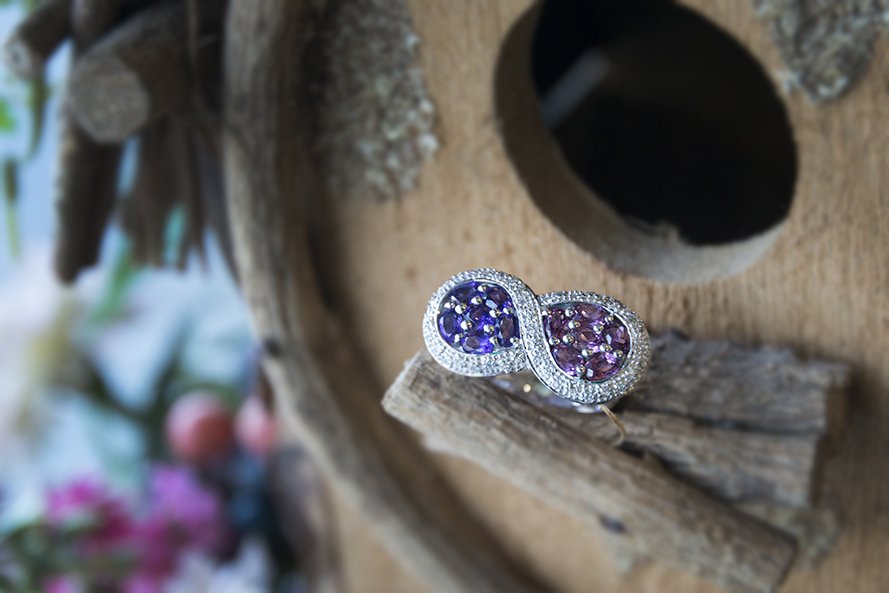 owgalleries's tweet photo. #amethyst #pinktourmaline #villagejewelersltd  #shoplocal #boonenc
#gemstones #diamonds https://t.co/TKEvh0TEL8
