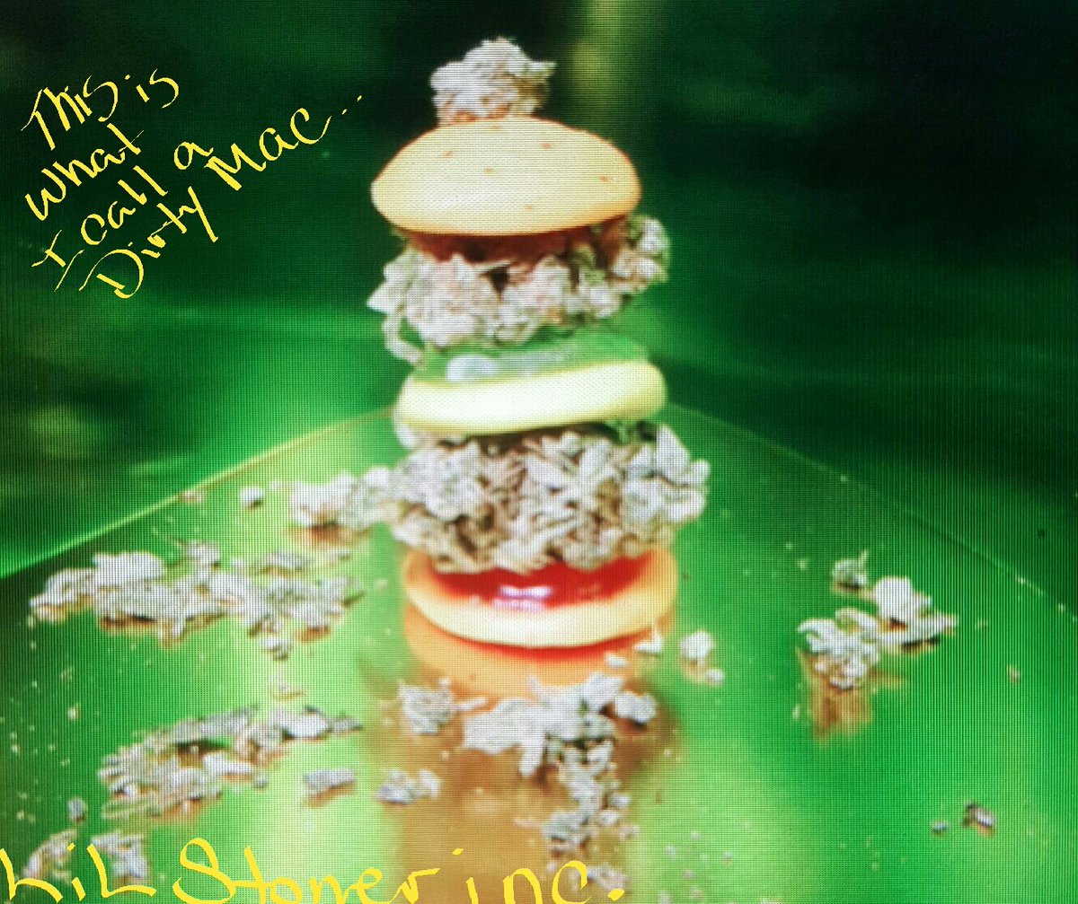 ladybakes007's tweet photo. What I call a.. DirtyMac..#LiLStonerinc #LadyBakes007#WhyNotMore #toallwholoveweed#savelives#fcancer#foodporn#Stoners#ganja#weednation https://t.co/ASRaTZ1C0V