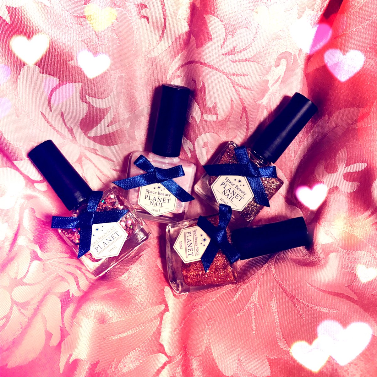 3XowoX5's tweet photo. 今ジェルついてるから塗れないのにかわいくて4本も買ってしまいましたし⸜(๑⃙⃘'ᵕ'๑⃙⃘)⸝⋆*

#PL03 #魔法の虹の橋
#PL08 #星屑の誕生
#PL09 #運命の女神
#PL13 #王妃の自惚れ #プラネットネイル https://t.co/FMA90klykF