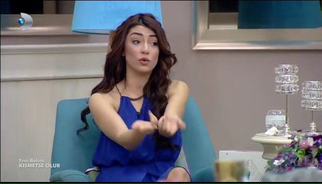tubaniko's tweet photo. Şu mimiklerini özledim senin Aycan'ım #KısmetseOlur https://t.co/vzN1xeWJuJ