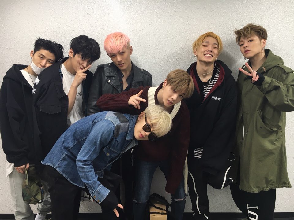 bbbi_chanwoo's tweet photo. #ThankYou_iKON 
#ThankYou_iKON
やっぱ７人でIKON⛑
これでやっとそろったね📷 https://t.co/MOHspP12IA