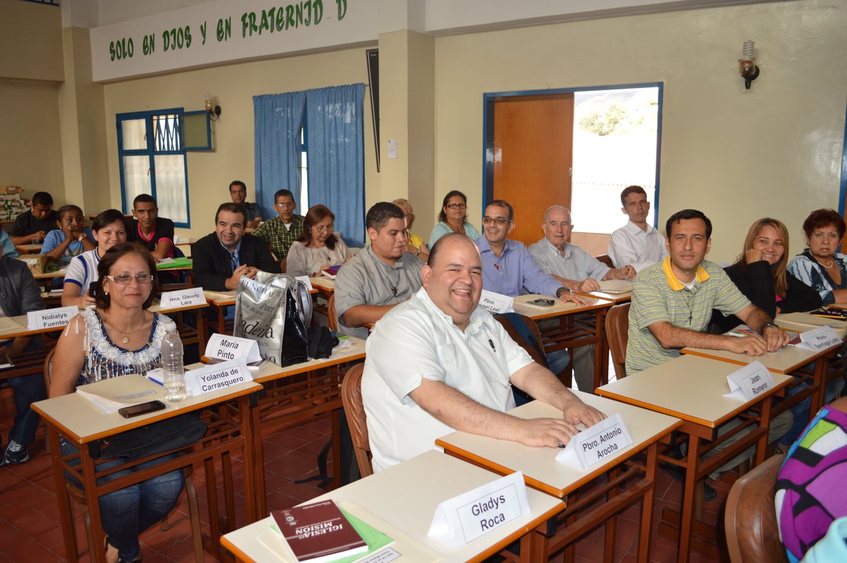 CEVmedios's tweet image. Exhortación Apostólica “Amoris laetitia”, tema principal del Encuentro Nacional de Directores de Catequesis 2017
facebook.com/CEVmedios/post…