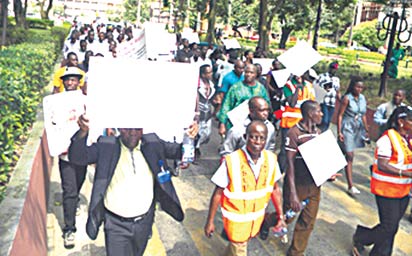 AIT_Online's tweet image. ASUU Threatens 'Showdown' With FG Over Pay Cut