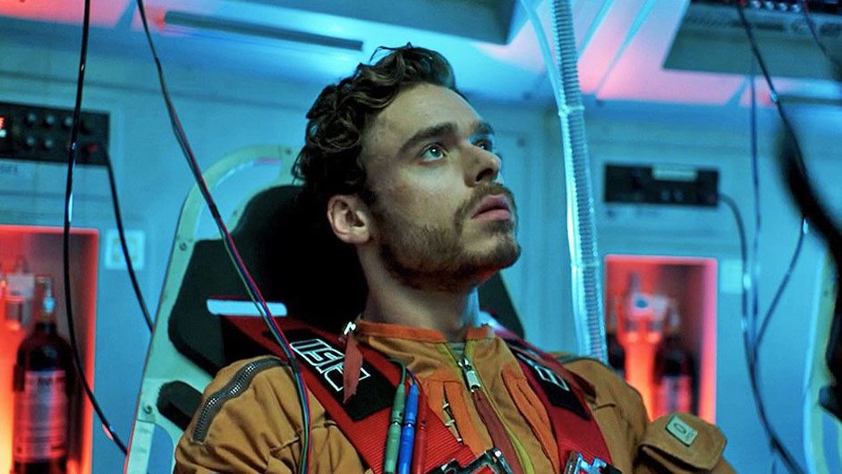 Thinkingbob's tweet photo. GOT star, Robb Stark @_richardmadden goes to #space for Amazon's new sci-fi tv show #Oasis https://t.co/gUq1fqarMh https://t.co/m3FeuOxizt