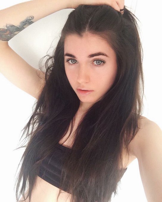 Good morning 🥞💛 https://t.co/66JU4sNwJa<a href="/tag/nuevafotodeperfil"class="tags"><span>#nuevafotodeperfil</span></a>