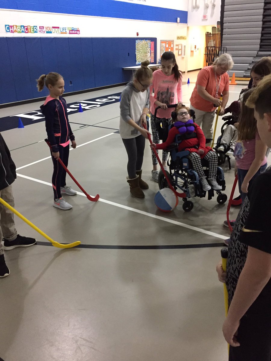 BES_PE's tweet photo. Another GREAT morning of #ModifiedPEClass! We played some hockey today! ππ₯
#PEForEveryone #KindnessMatters @loveKYschools #boone2020 https://t.co/H7f4ujjryA