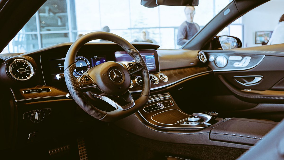 BoneraGroup's tweet photo. L'eleganza di #mercedesbenz Classe E Coupé #boneragroup https://t.co/PUWyJxBSZu