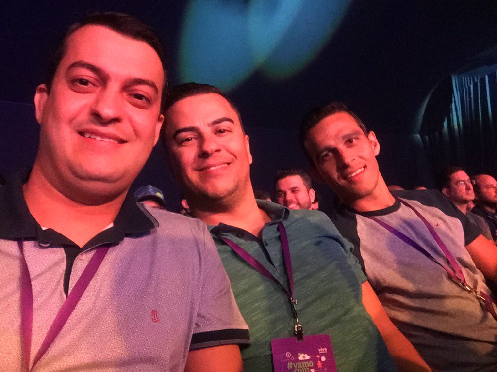 julimarpb's tweet photo. Convenção B2B 2017
#vamocomtudo https://t.co/YIZ1VcKsYE