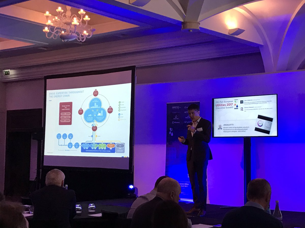 gaiagallotti's tweet photo. #IDCUES17 @ENGIEFab's Arnaud Barres describes the 3 disruptive technologies at the origin of their digital enterprise. https://t.co/vmVDnvKj6I