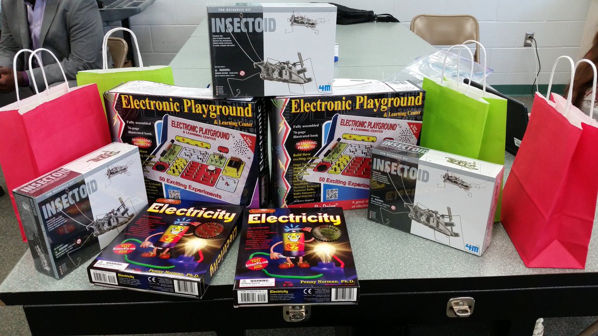 myFlaSTEM's tweet photo. Some of the amazing goodies for the #HackPCS participants# Thank you @my_pcs @STEM_Chick_FL @PinellasEd https://t.co/Rpw03Q6hWG