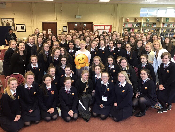 Cecelia Ahern tweet media