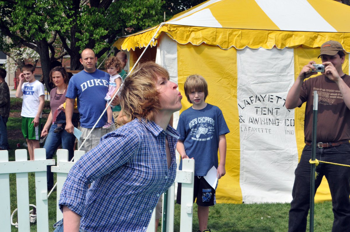 PurdueHonors's tweet photo. #HappySpring! Want to spit a cricket to celebrate? @LifeatPurdue's #SpringFest2017 is fast approaching: https://t.co/hXGWCKjwTa @PurdueAg https://t.co/2p3WO3Uaob