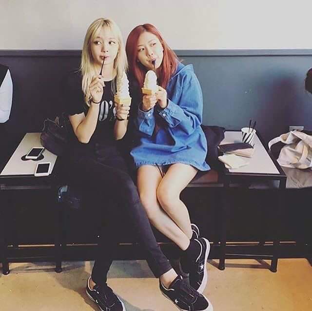 archivechaelisa's tweet photo. https://t.co/D3qoaTAK0C