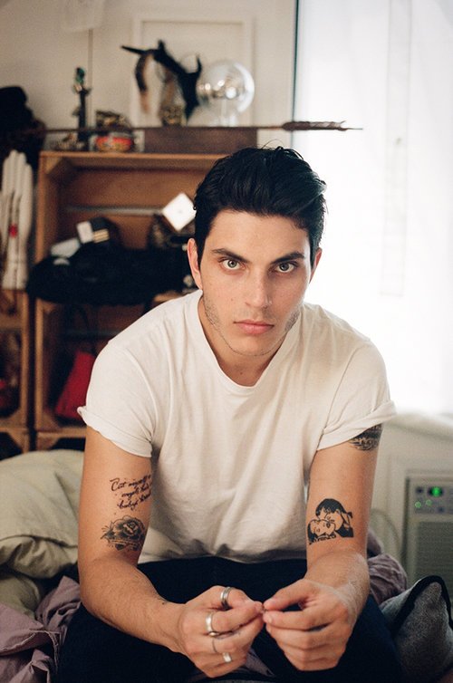 Samuel Larsen Daily On Twitter Samuel Larsen For Trendi