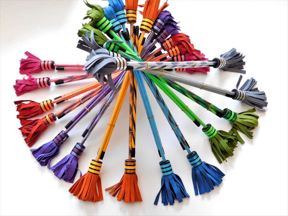 ordogbotok's tweet image. Repertoárunk újabb taggal bővült.gupe.hu#ordogbot  #devilstick #flowerstick #ördögpálca #virágbot