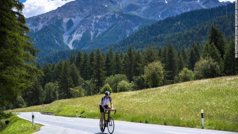 CNN's tweet image. These are the world's happiest countries cnn.it/2mM3KFE #InternationalDayOfHappiness