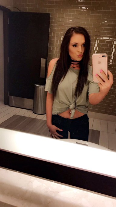 SB 2017 will be missed 🖤 https://t.co/VeunPbEFx9<a href="/tag/newprofilepic"class="tags"><span>#newprofilepic</span></a>