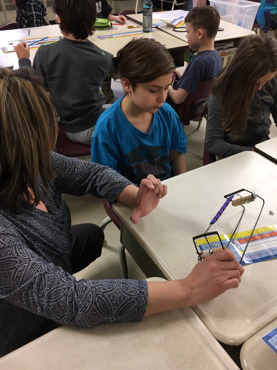 CDPSDRAGONS's tweet image. The importance of pattering in beading #CulturallyResponsiveMath @RCDSB #RCDSBmath