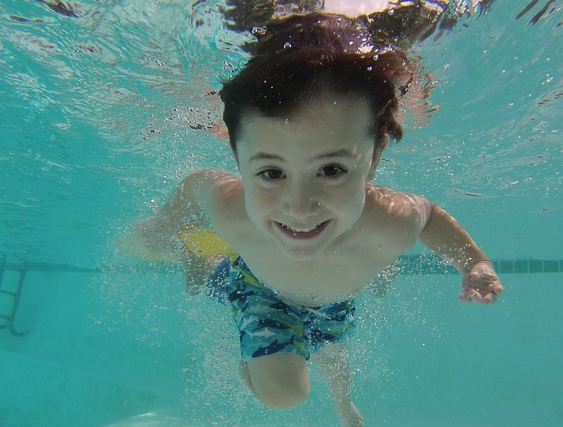 aroundaboutbrit's tweet photo. 5) Many of our properties have indoor or outdoor #swimmingpools with #exclusive use for guests! https://t.co/Vv9XMFdasA #Accommdoation #UK https://t.co/oxHwU8OEO3