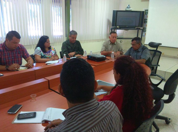 View image on Twitter