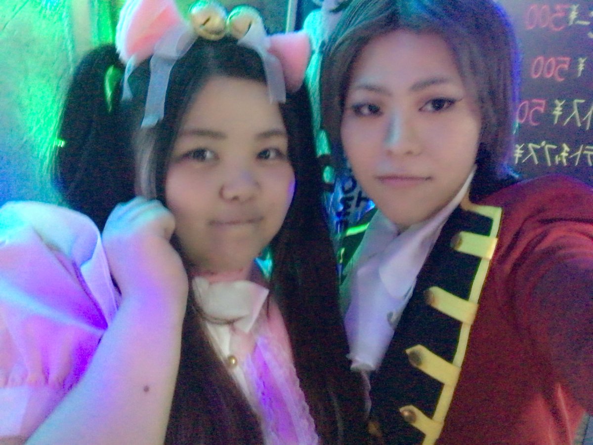 aoi_miduki09's tweet photo. よく会うメンバー！
あいりんとなーゆー、舞ちゃん！！

あいりんが衣装の時に撮れなかったのが悔やまれる！
なーゆーは遊びに来たはずなのにスタッフとして動いてて非常に偉いと思って見てました(自分は動かない←)
舞ちゃんは乙女になってて1段と可愛かったです(＾ω＾) #ARF2 https://t.co/gIelGNmAkK