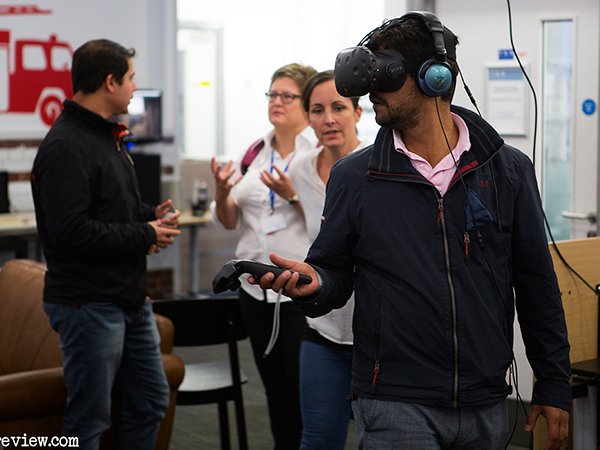 BusinessBiscuit tweet media