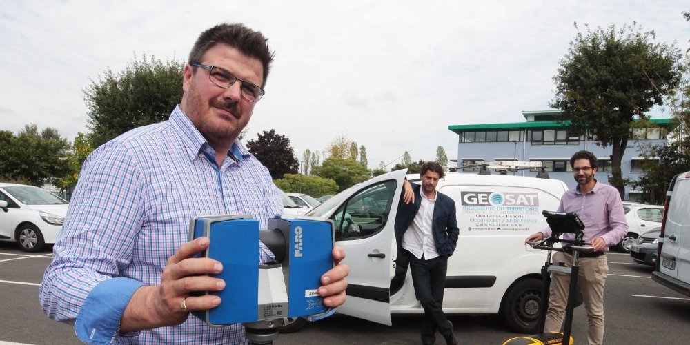 INTERCOnnectes's tweet photo. #intercoSTART connaissez-vous @GEOSAT3D ? Une solution de mesures topographiques 3D de vos terrains et infrastructures. A découvrir jeudi ! https://t.co/wObUYXaNau