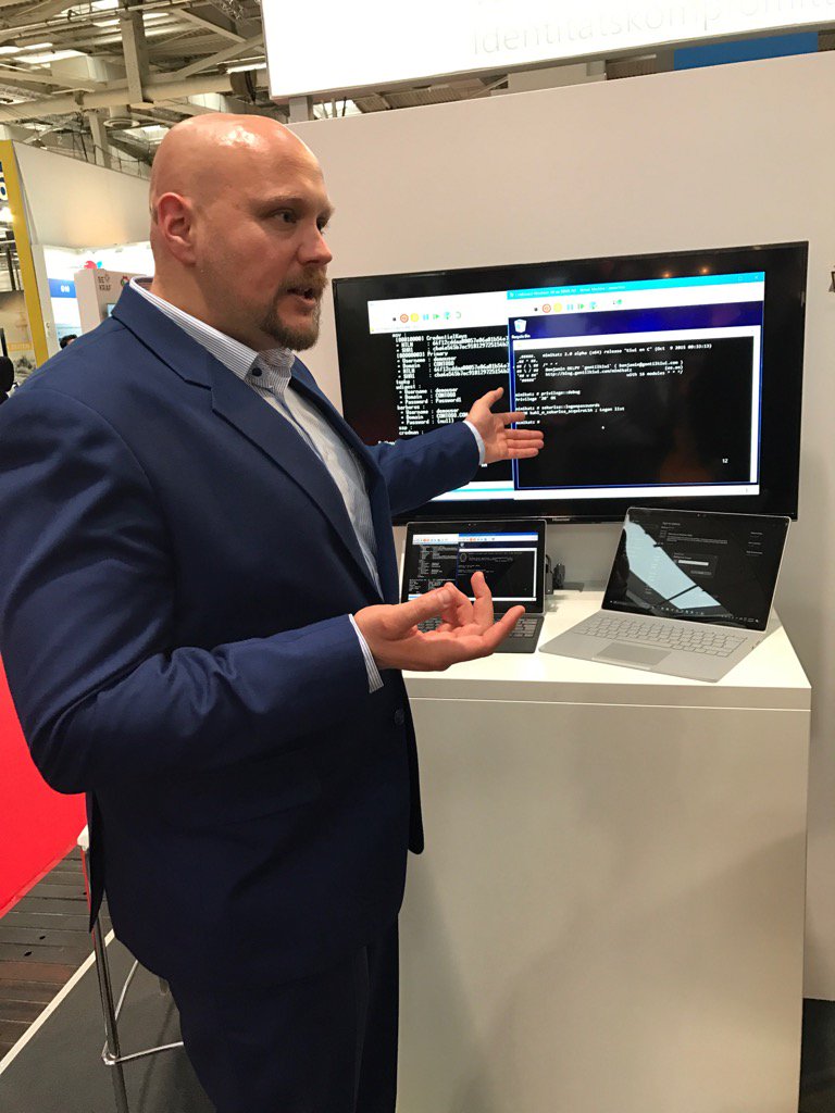 milad_aslaner's tweet image. #StopCyber mit @MicrosoftDE auf #CeBIT17 - Halle6G05 - #PassTheHash und #CredentialGuard