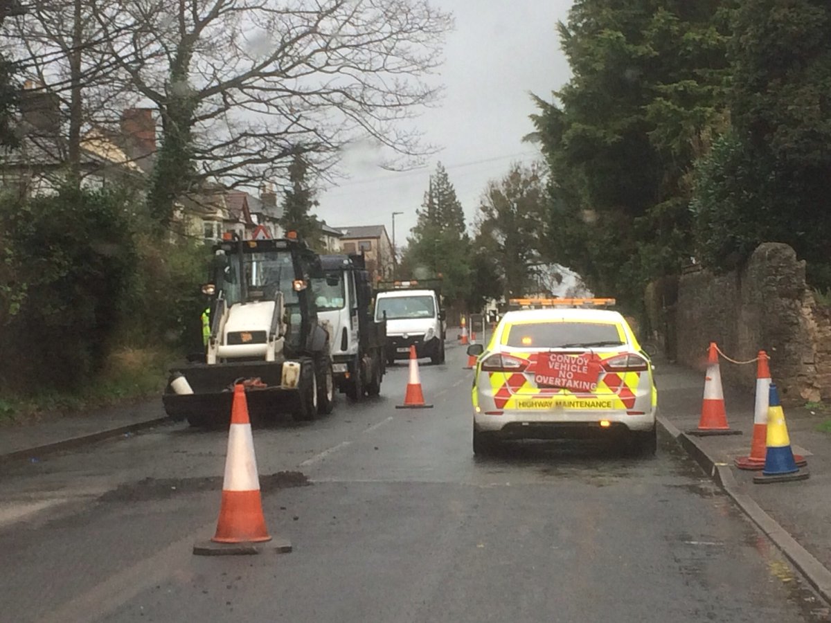 I am very pleased to see #walford road getting a coat of the black stuff at last! #rossonwye <a href="/RossGazette/">The Ross Gazette</a>