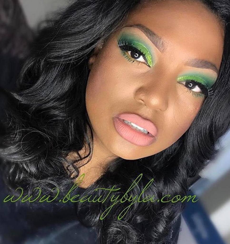 karitybeauty's tweet image. We #adore this #MattePalette look by #mua @beautyby_la 💚