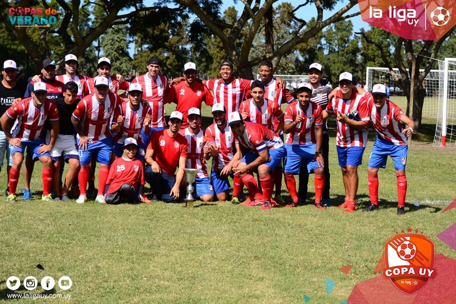 LaLigaUy's tweet photo. 🏆 #CopaUy #LaLigaUy
📊 Festejos Atlético Campeón
📷 Galería > https://t.co/A6YLMV2fWF https://t.co/H6ntf3lmsG