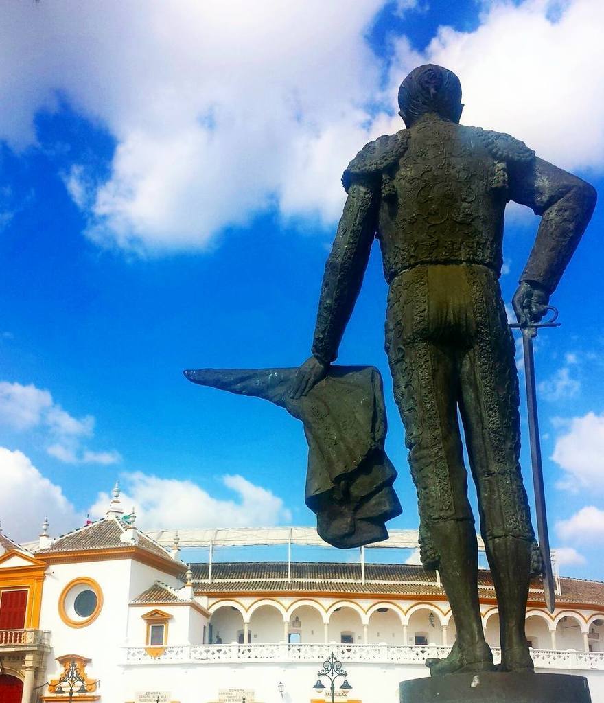 DevourSeville's tweet photo. History, culture, art and beauty around every corner! 😍 https://t.co/V9ihKp6oZl