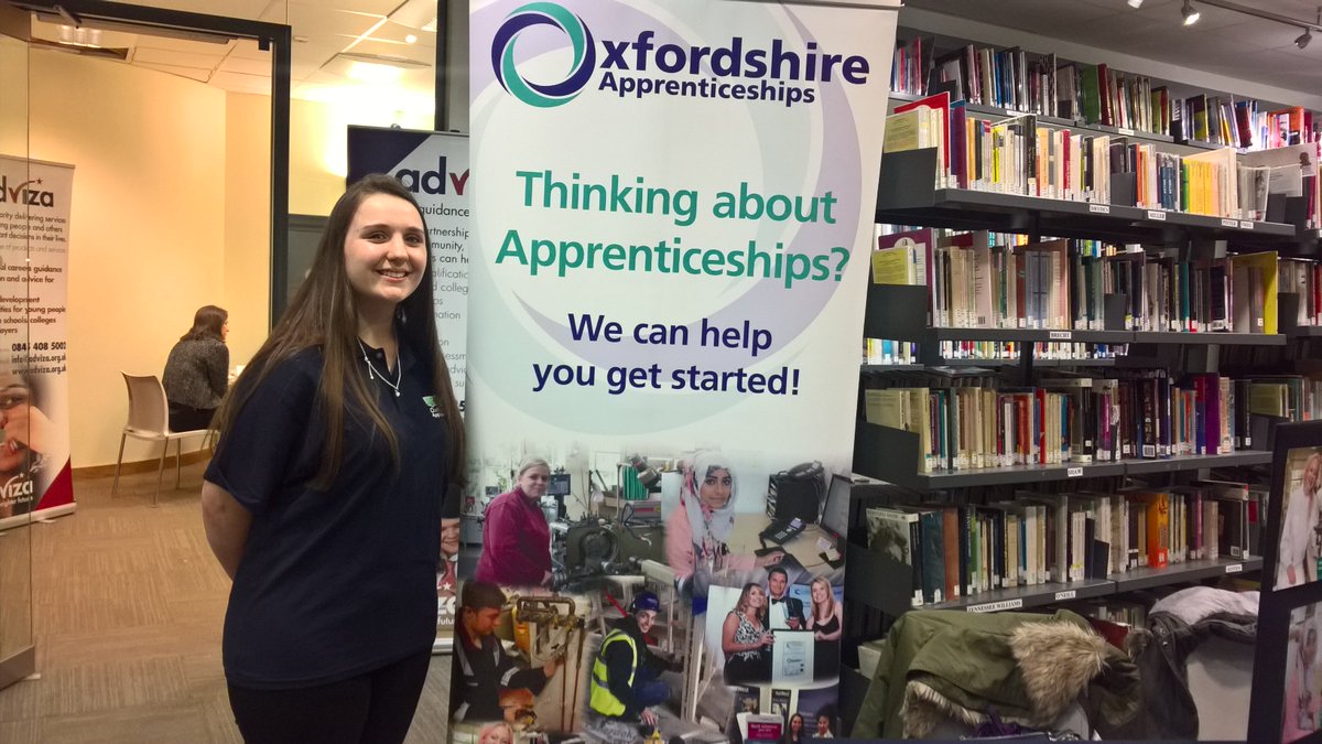 ApprenticesROx's tweet photo. #Apprenticeship Ambassador Emma @brethertonsllp is at @BloxhamCareers Careers Fair giving lots of great advice about #Apprenticeships! https://t.co/jJ2a9OT1Pc