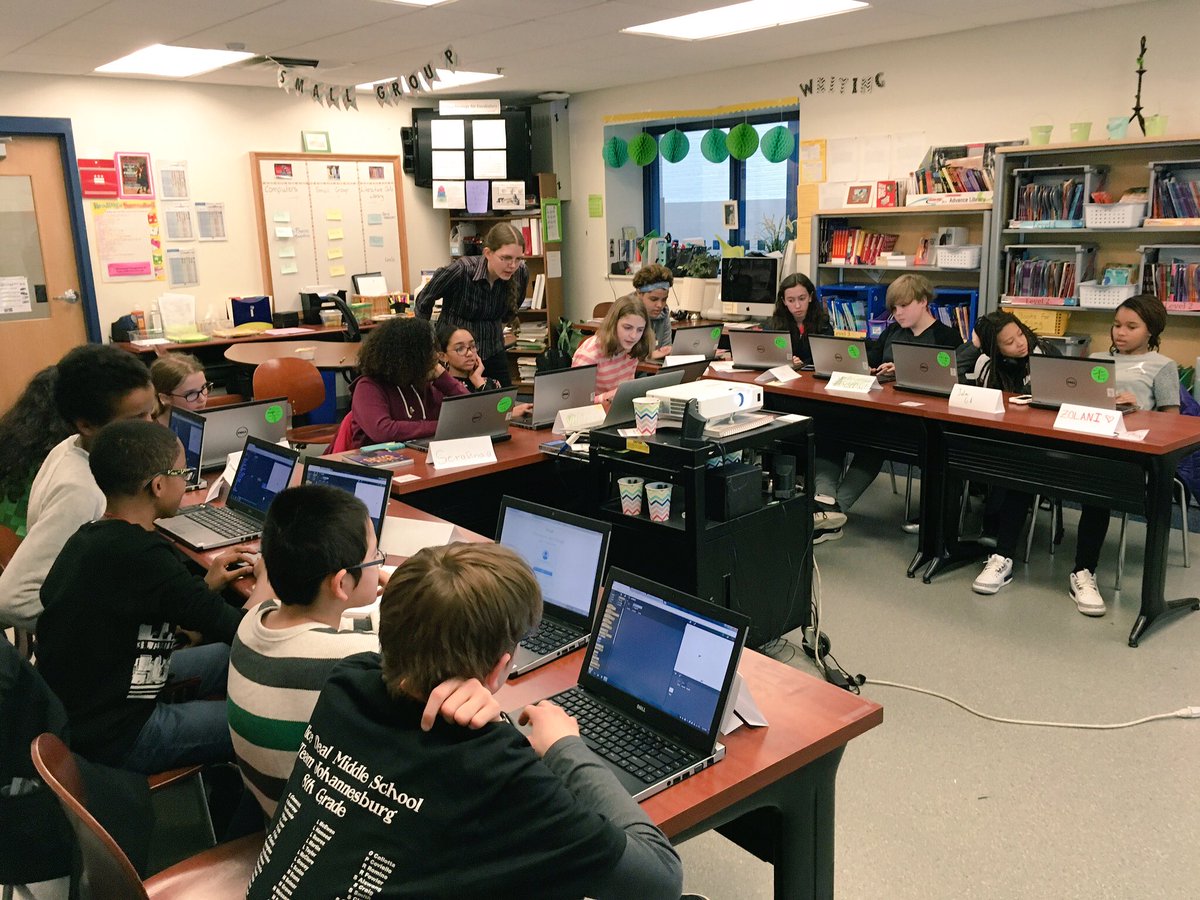 DealVikings's tweet image. Deal&apos;s first #Code4Life class is up and running! #stem #coding @dcpublicschools