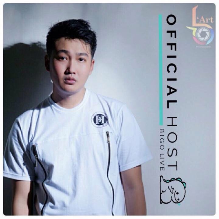 OMG! Kamu harus melihat ini. #BIGOLIVE.  
web.live.bigo.sg/2112671727_179…