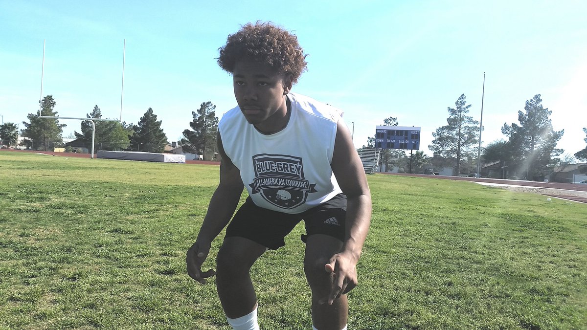 BlueGreyFB's tweet photo. Taison Etienne (@Taison_J) opened up plenty of eyes at this past weekend's #BlueGreyFootball All-American Combine (Las Vegas Regional). https://t.co/TPd3I0mdwB