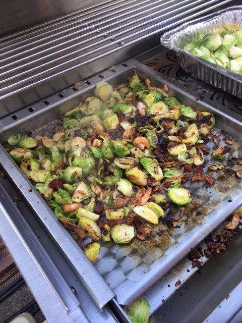 CoyoteOutdoor's tweet photo. Who's hungry? We're grilling some delicious grub at #NationWidePrimeTime (Booth 1439). Stop by + grab a plate! 🔥 https://t.co/ePoEcjx7C9