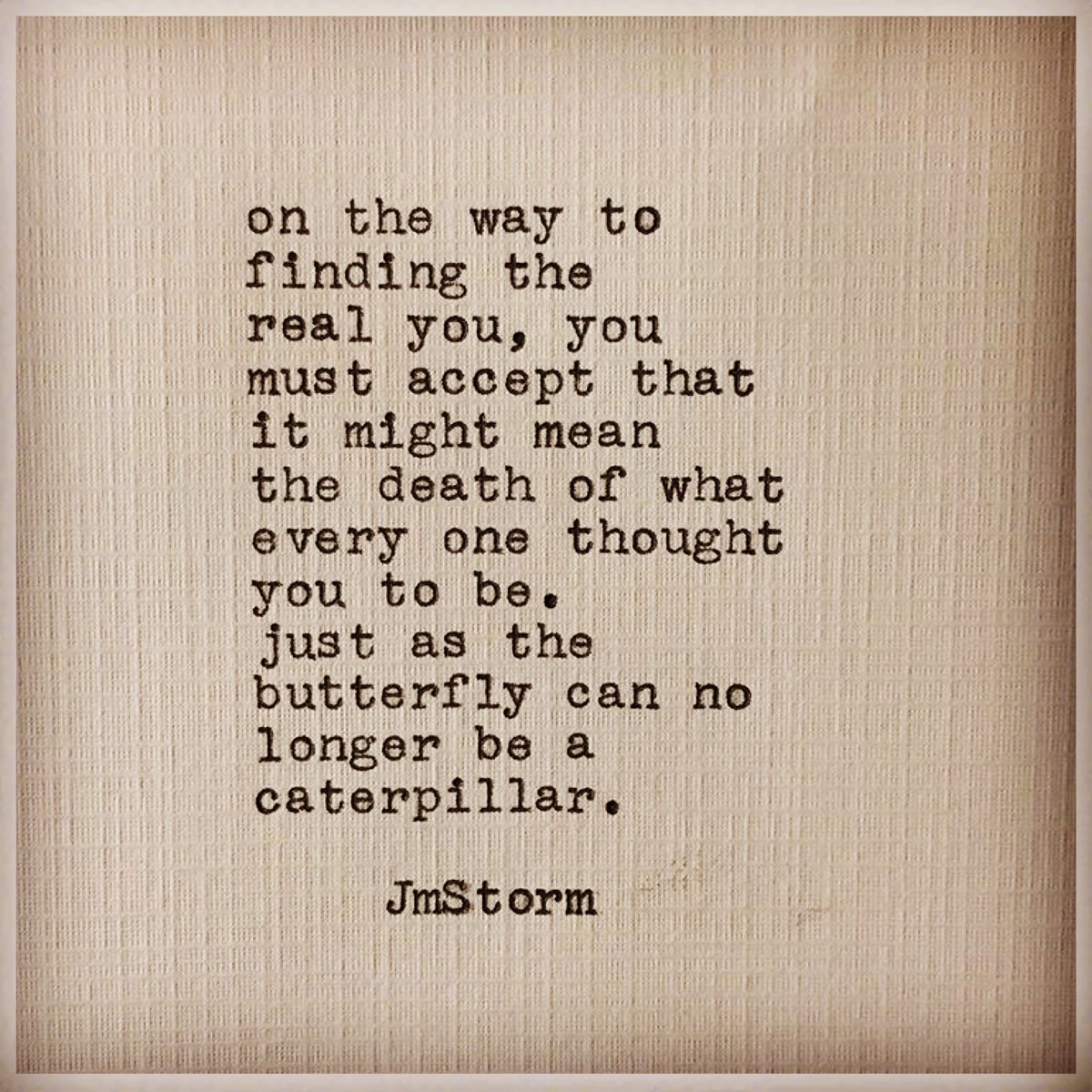 StephAries325's tweet photo. 😉🖤🦋 https://t.co/1vZQ6lahOM