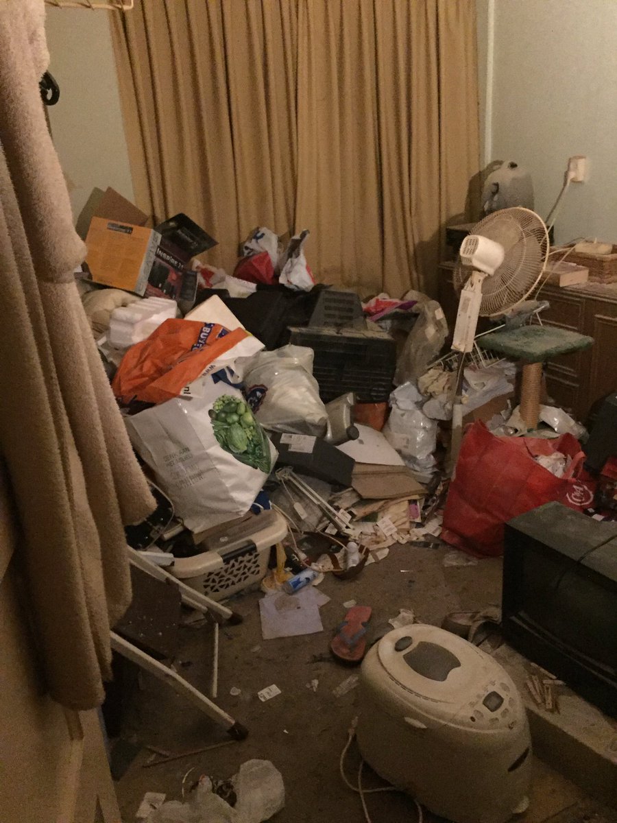 Ook daar zijn wij goed in ,het opruimen verzamelwoede verwaarlozing !wij hebben overal een oplossing voor