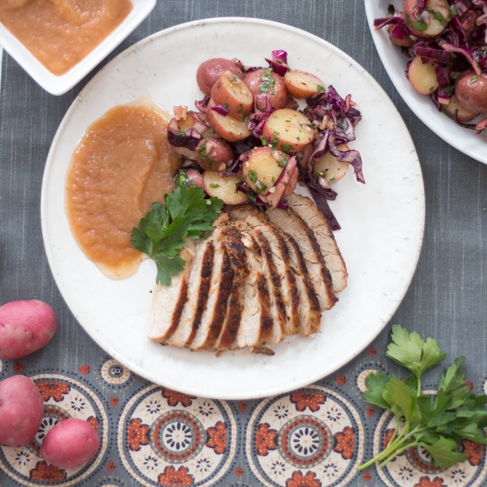 greenforkny's tweet photo. #twithaca try our Local Meal Kit by @EMF_CSA! Order by noon &amp; save 55%! meat by @thepiggery https://t.co/QT9FygG6J1 https://t.co/DagwGchkfg