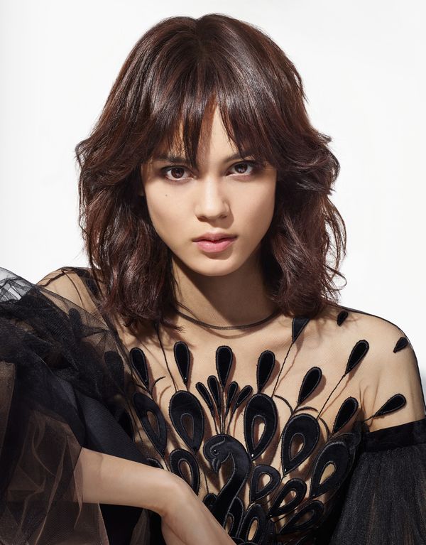 ohpeluqueros's tweet photo. ¿Estás buscando inspiración para un cambio de look? 💇 Este #Shag es el #ItLook que te acabará de convencer ❤️❤️. Vía @lorealprospain https://t.co/WW1GDwRX6e
