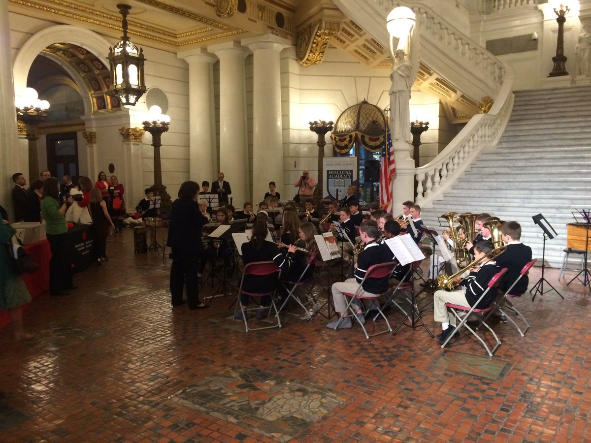 MrHysonsClass's tweet photo. 5th Grade Band https://t.co/N8YgBWH3EG
