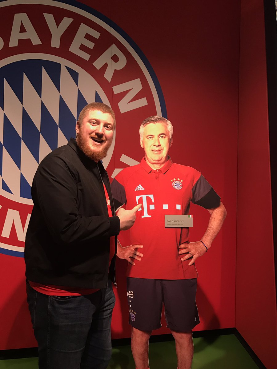 InterMezzinoFC's tweet photo. In honour of happy hour at @wombatshostels, IMFC are delighted to announce the appointment of @MrAncelotti as interim coach #WelcomeCarlo https://t.co/m4zikjqVsR
