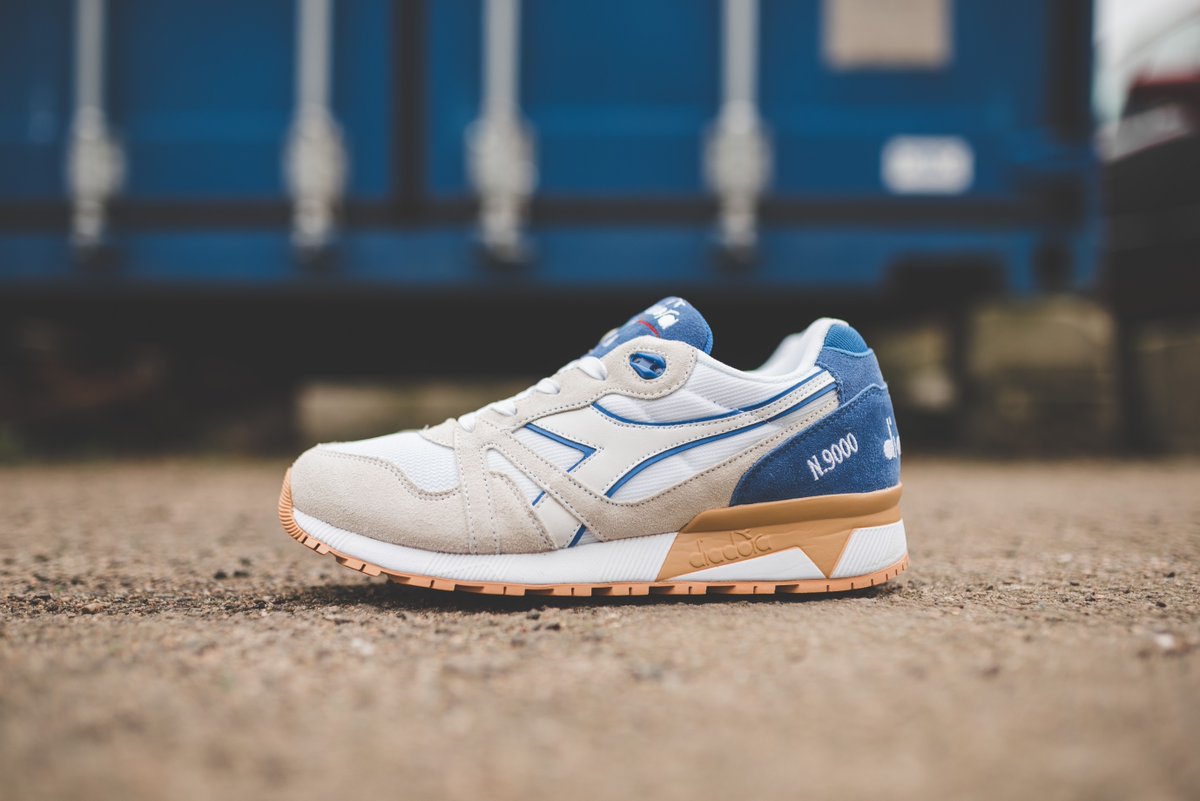 diadora m9000