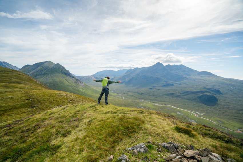 TheNorthFaceEU's tweet photo. Leaning into #spring with style: https://t.co/pZIrPsc1ZV. https://t.co/RkVLLPvwns